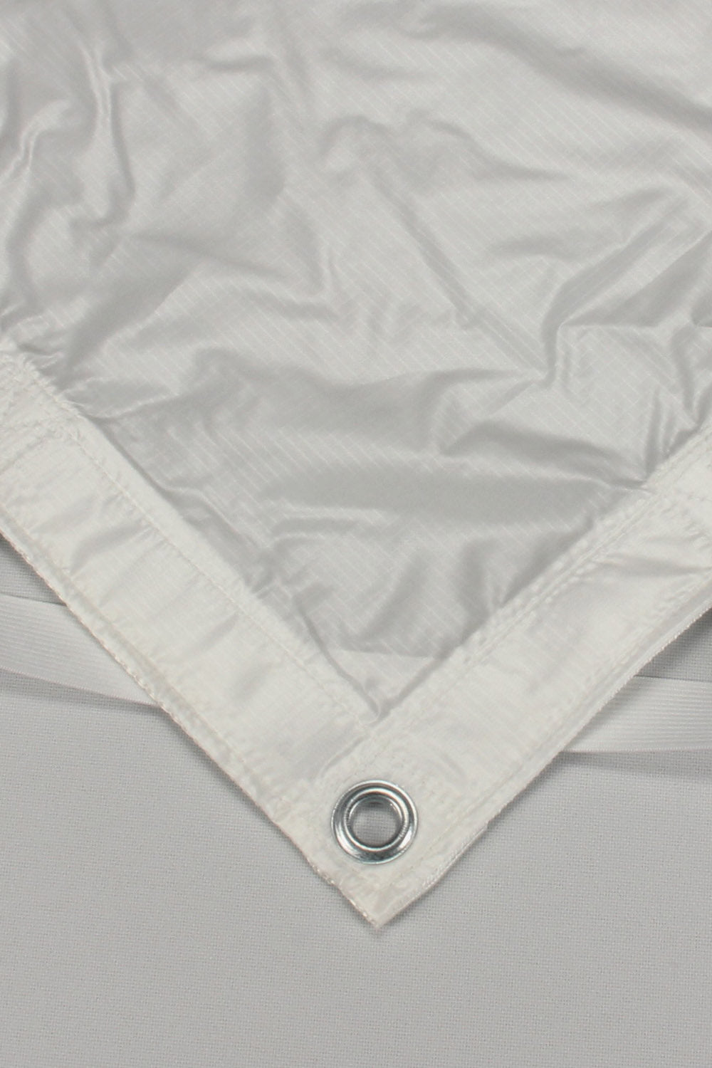 Grid Cloth 1/4 - Silent