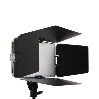 amaran Pano 60c Barndoor